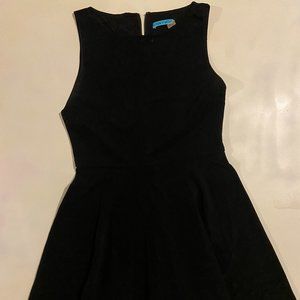 alice + olivia size 10 skater dress